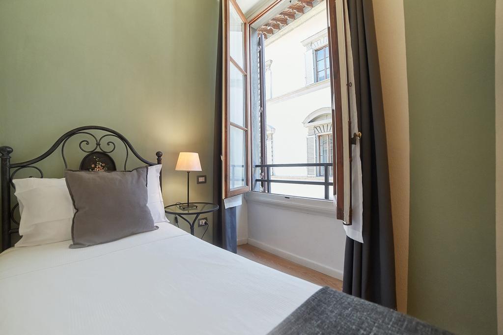 B&B Di Piazza Del Duomo Florens Exteriör bild