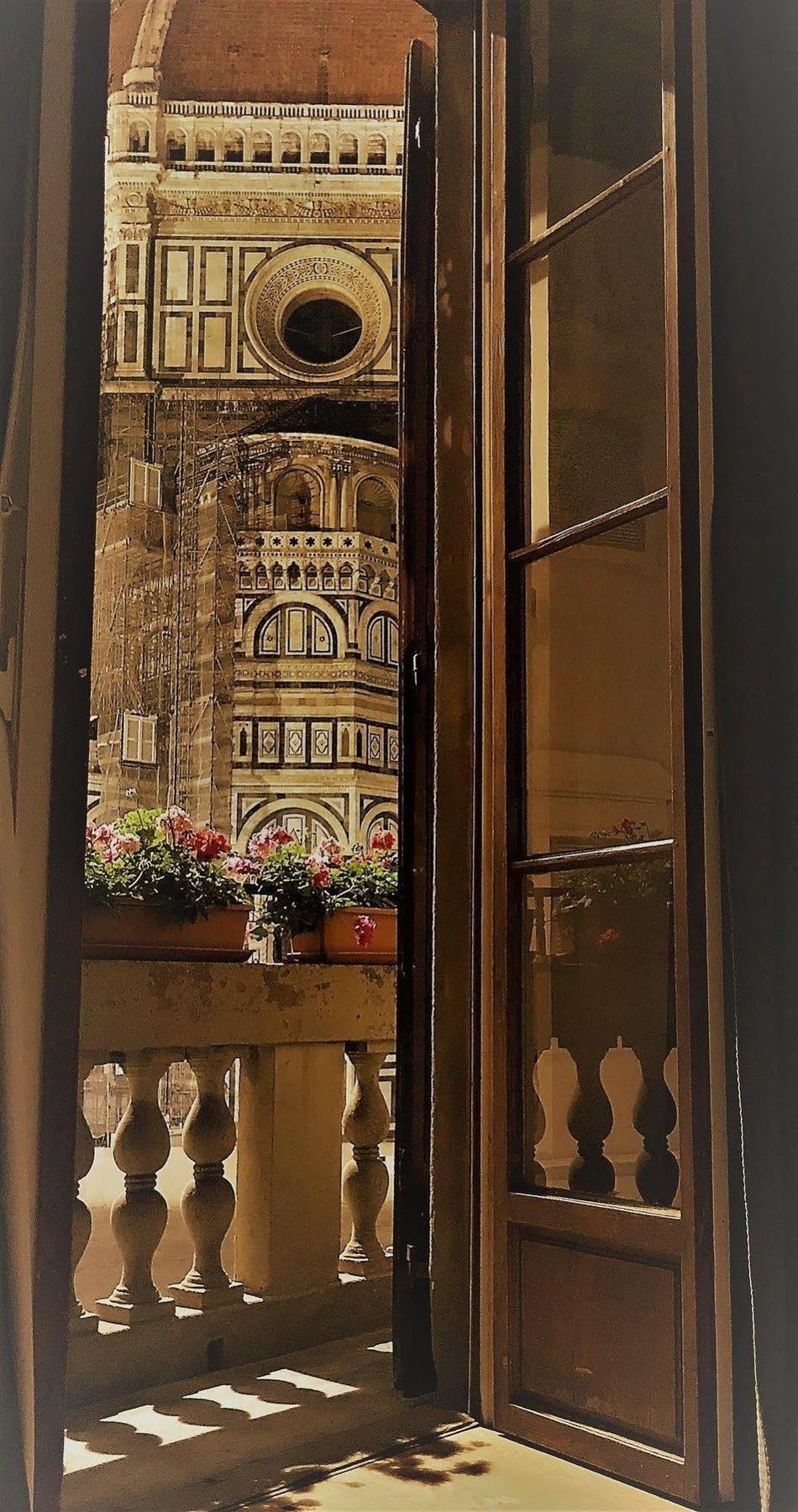 B&B Di Piazza Del Duomo Florens Exteriör bild
